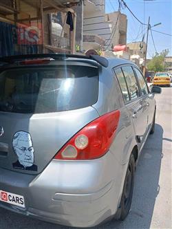 نيسان فيرسا